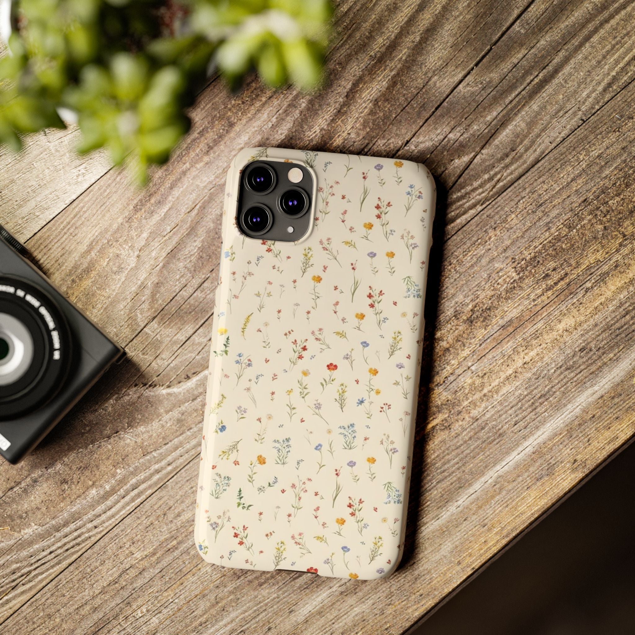 Slim Phone Case — Delicate Wildflower Pattern on Cream